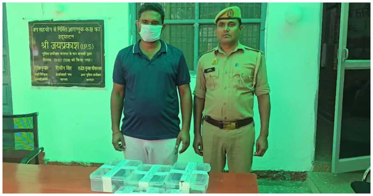 অস্ত্র আইনের সংশ্লিষ্ট ধারায় গ্রেপ্তারের পর নবীনের বিরুদ্ধে অভিযোগ আনা হয়েছে। ছবি: এনডিটিভি